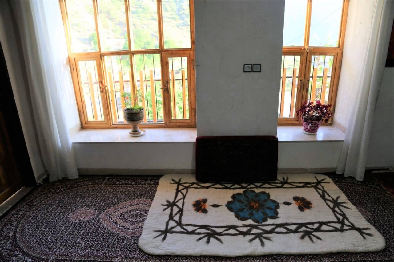 اجاره اقامتگاه بومگردی در روستای نجار پاوه - یک