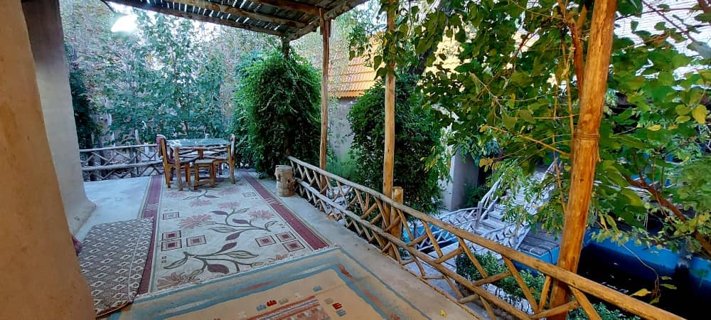 اجاره اتاق سنتی در حصارسرخ مشهد - هزاردستان