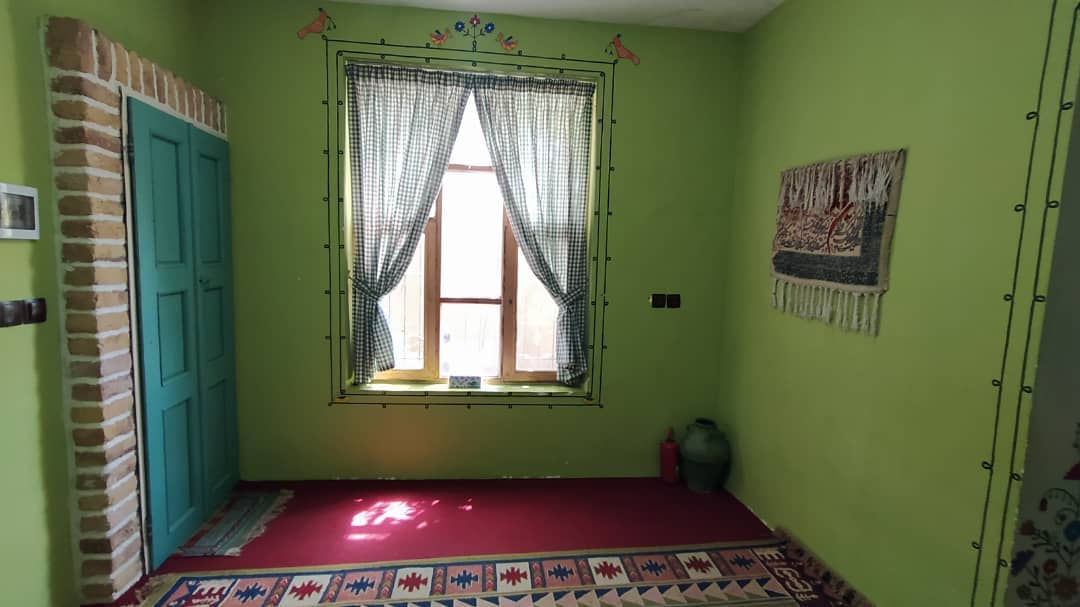 اجاره اقامتگاه سنتی در حصار سرخ مشهد - اتاق پری