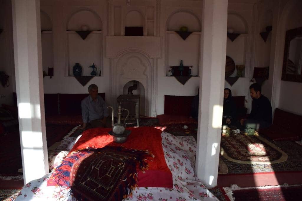 اجاره اتاق سنتی در زیارت شیروان
