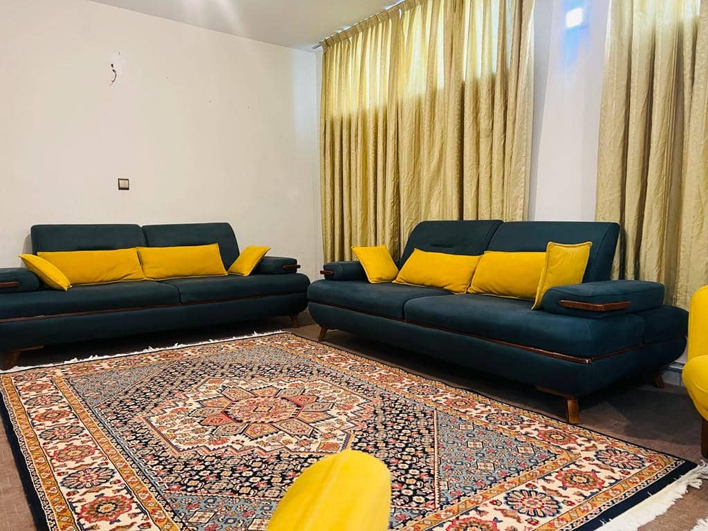 اجاره آپارتمان تک خوابه در شاهین جنوبی زیر همکف - شمال غرب