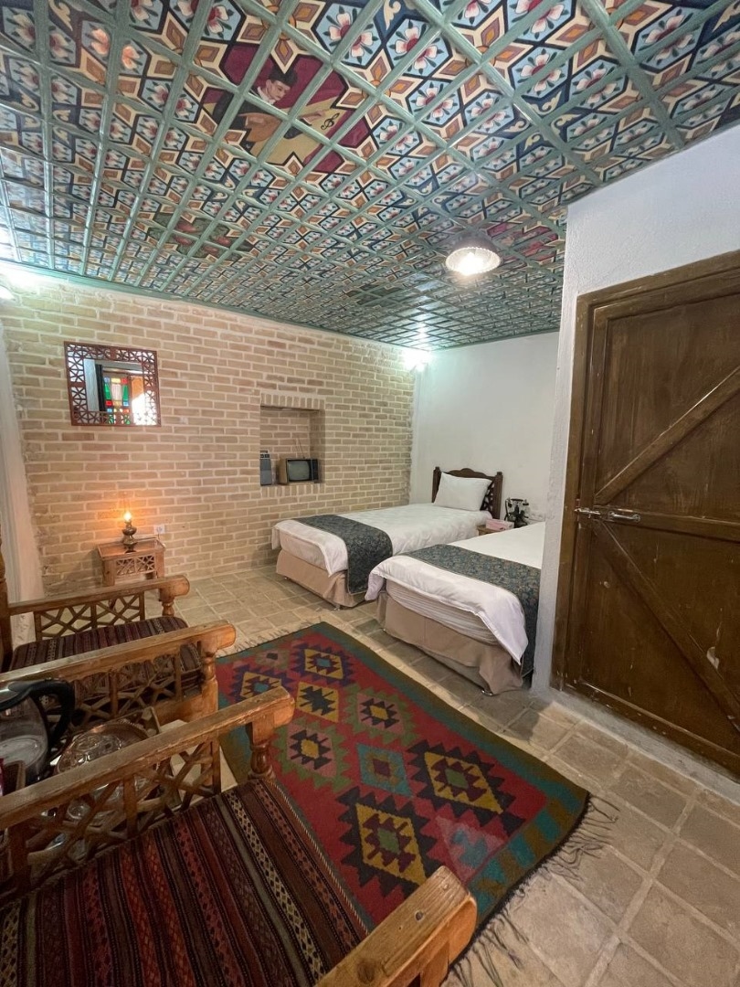 اجاره هتل سنتی در انقلاب زنجان -دوتخته توئین همکف