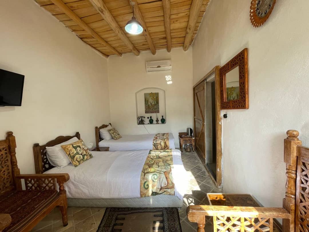 اجاره هتل سنتی در انقلاب زنجان - دوتخته توئین طبقه اول