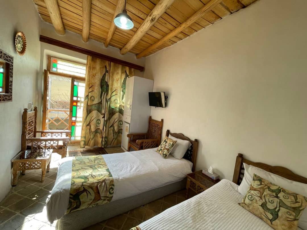 اجاره هتل سنتی در انقلاب زنجان - دوتخته توئین طبقه اول