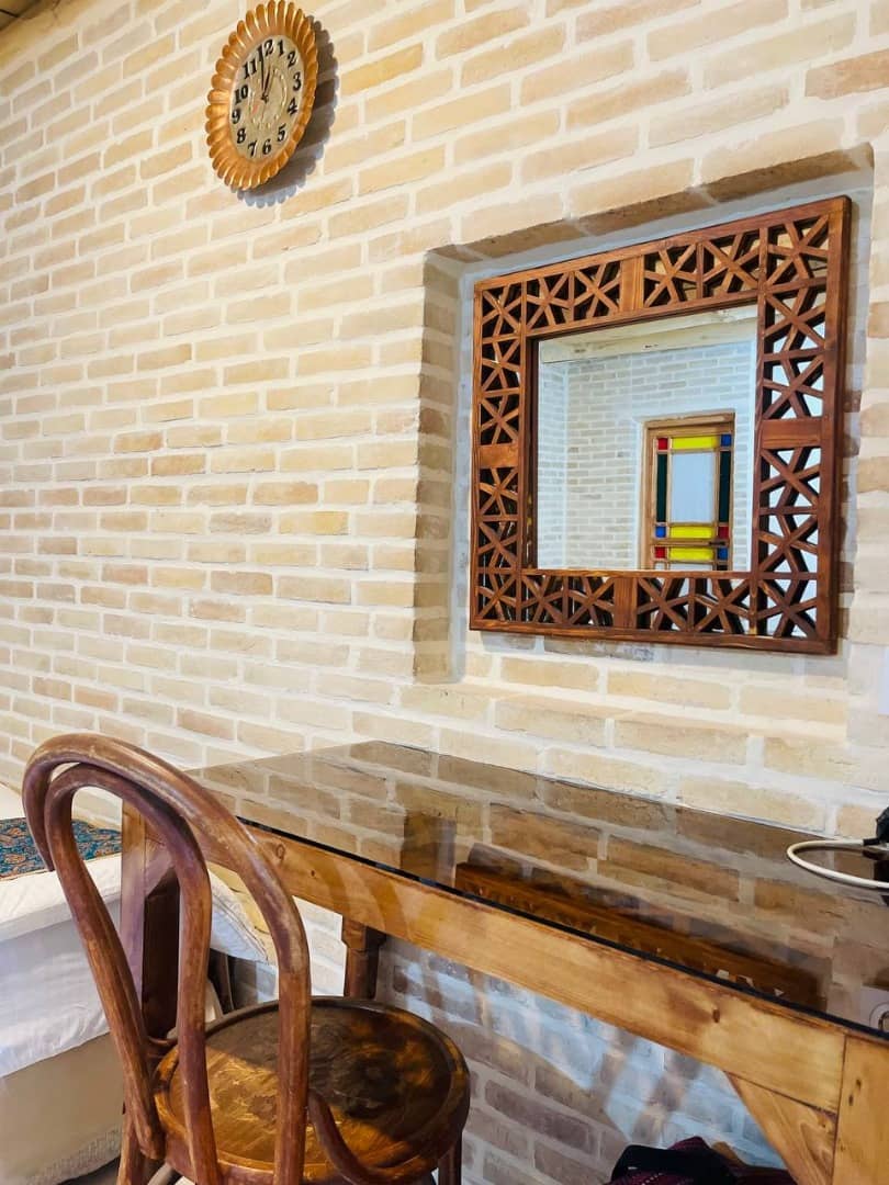 اجاره هتل سنتی در انقلاب زنجان -3 تخته همکف