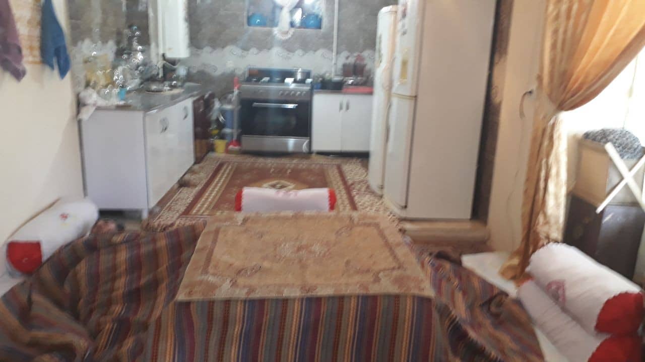 اجاره اتاق سنتی در وهنان همدان - اتاق2