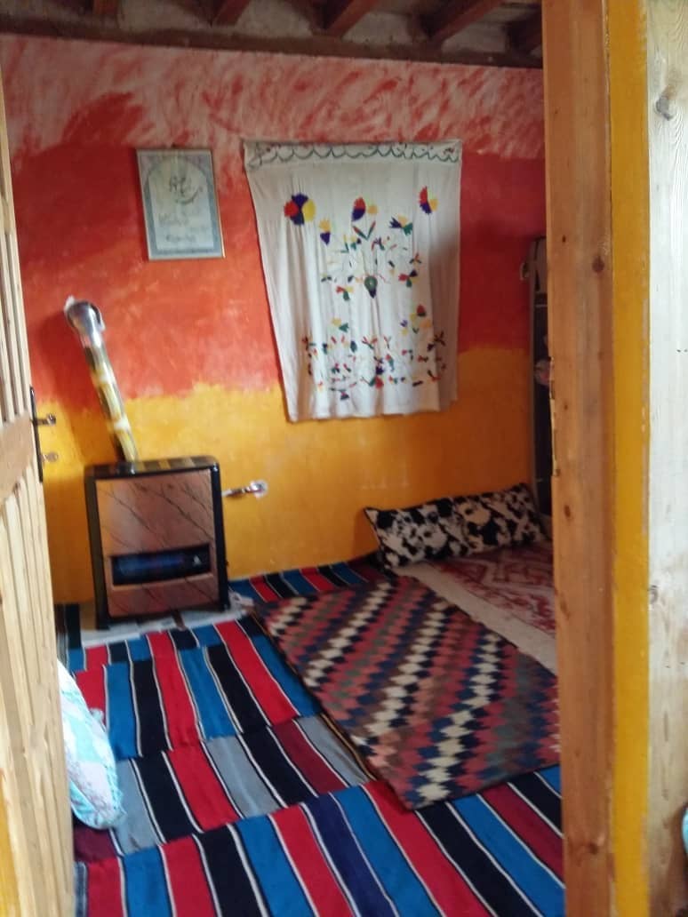 اجاره کلبه چوبی در روستای جیربند بهشهر - بلوط