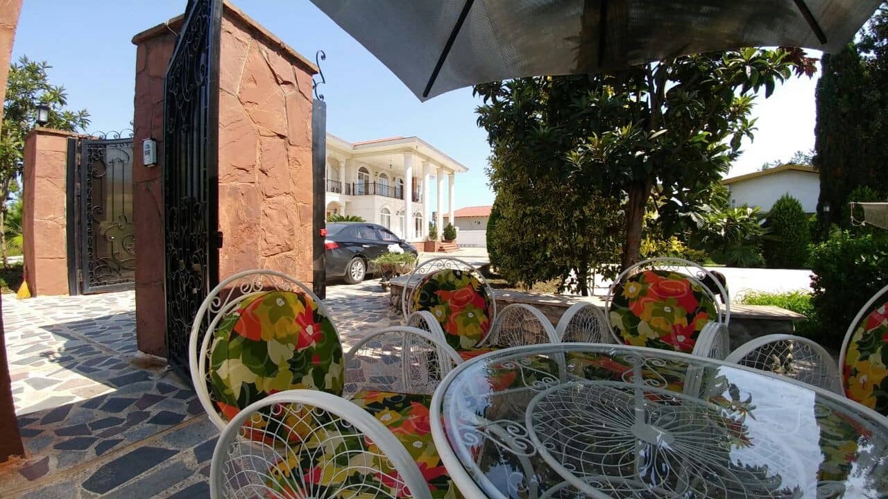 اجاره ویلا استخر روباز لاکچری تنکابن مازندران