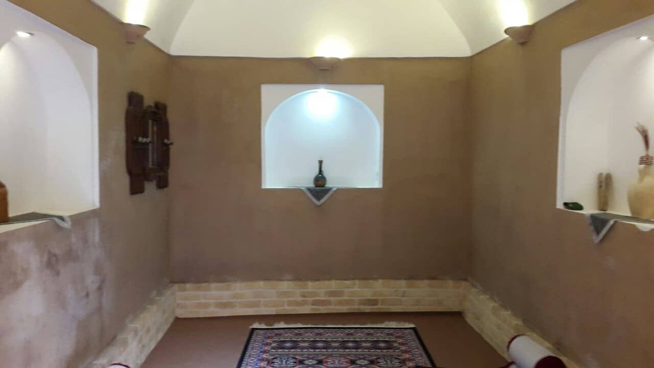 اجاره اتاق سنتی در خور بیابانک - 102