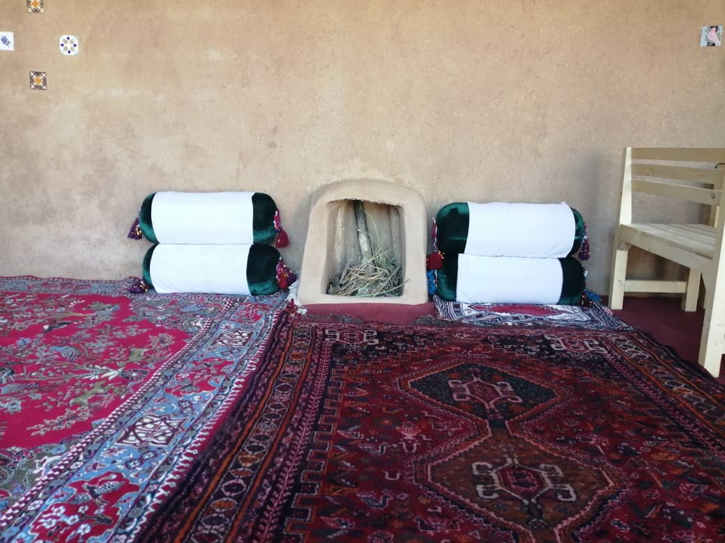 اجاره خانه سنتی در مادر سلیمان پاسارگاد - مهرگان