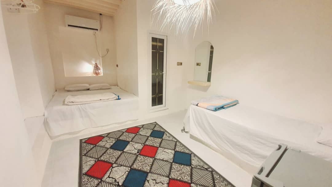 اجاره اتاق بومگردی سه تخته در روستای ملکی طبل - 15متر