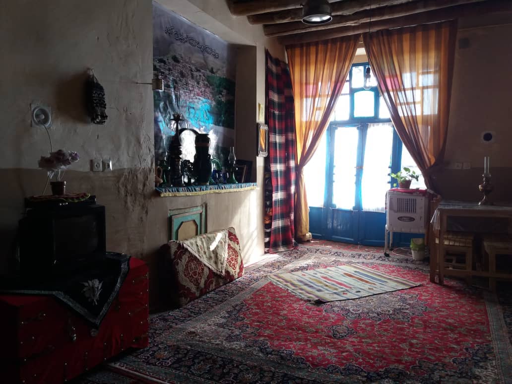 اجاره اقامتگاه بومگردی در ترخین آباد همدان-24 متری