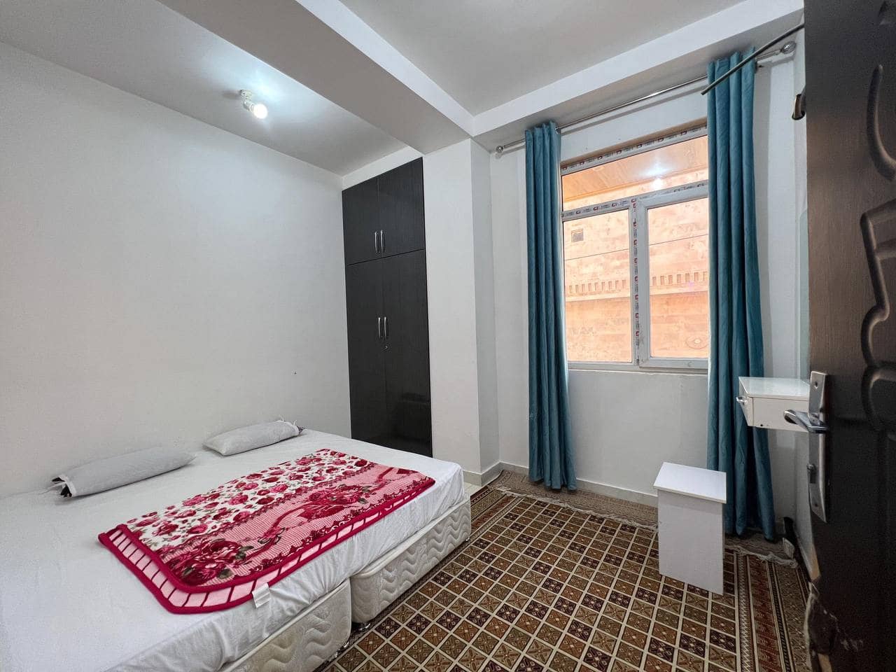 اجاره آپارتمان مبله شهرک نریمان قشم- واحد 2