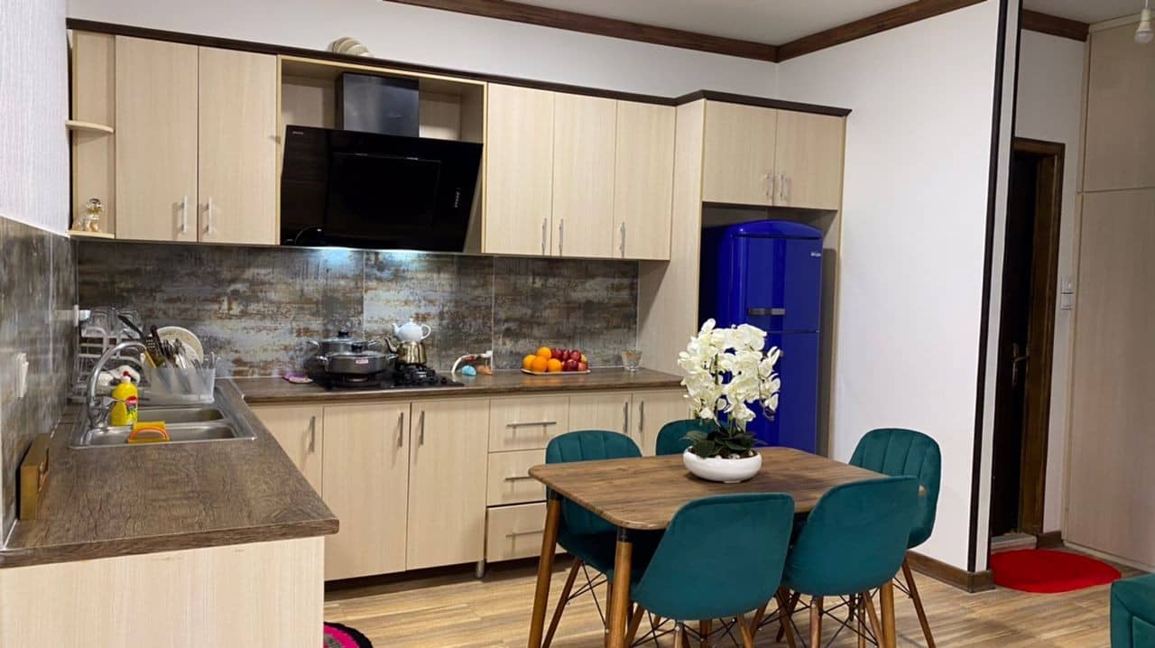 اجاره ویلا دوخوابه با استخر سرپوشیده در منطقه آزاد بندرانزلی- 180 متری