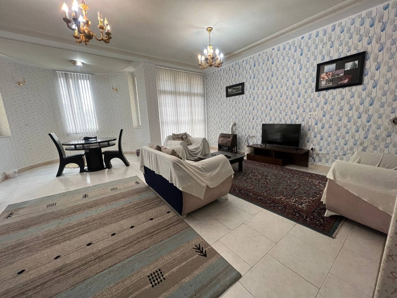 اجاره منزل ویلایی دو خواب در میدان معلم طبقه دوم