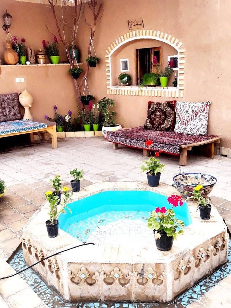 اجاره استراحتگاه سنتی در میبد یزد - اتاق لب خندق5