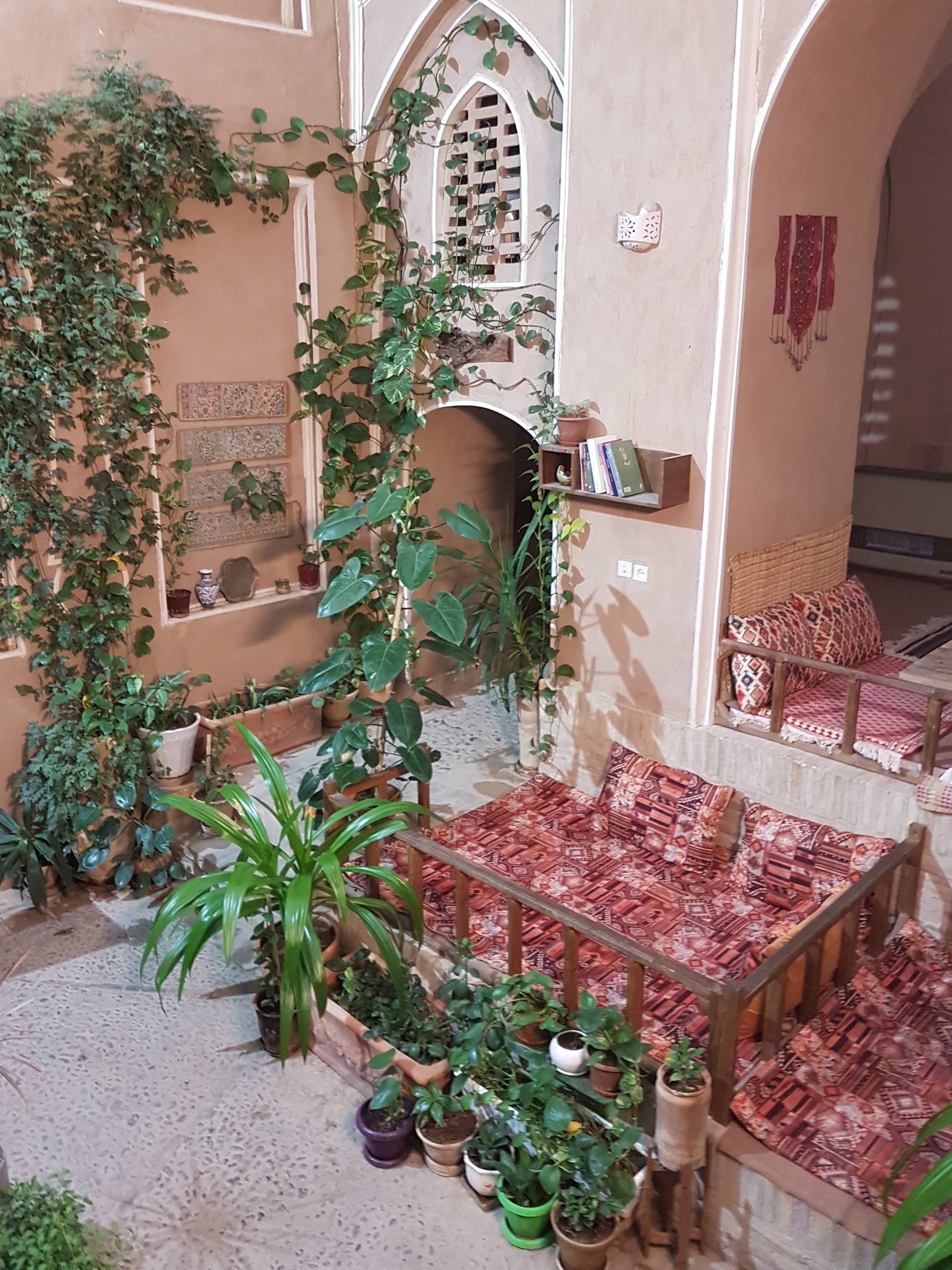 اجاره اتاق بومگردی در بسیج یزد - اتاق 1تخته