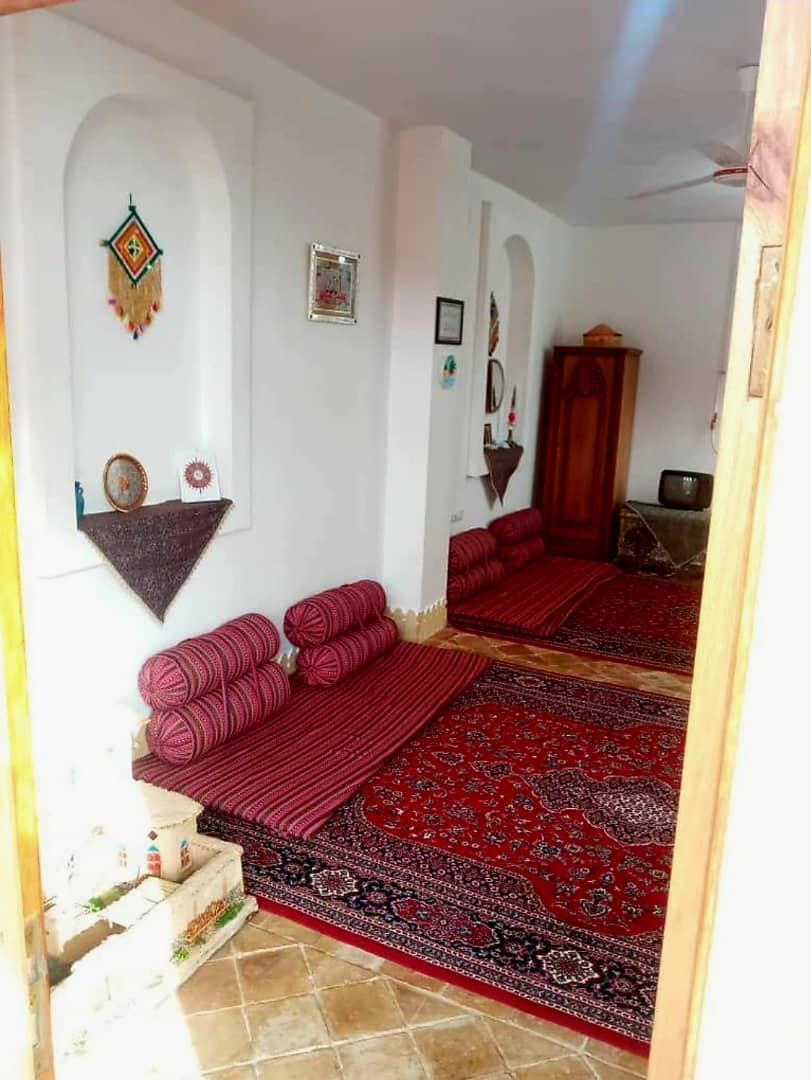 اجاره خانه روستایی در تشنیز شلمزار - شاه نشین