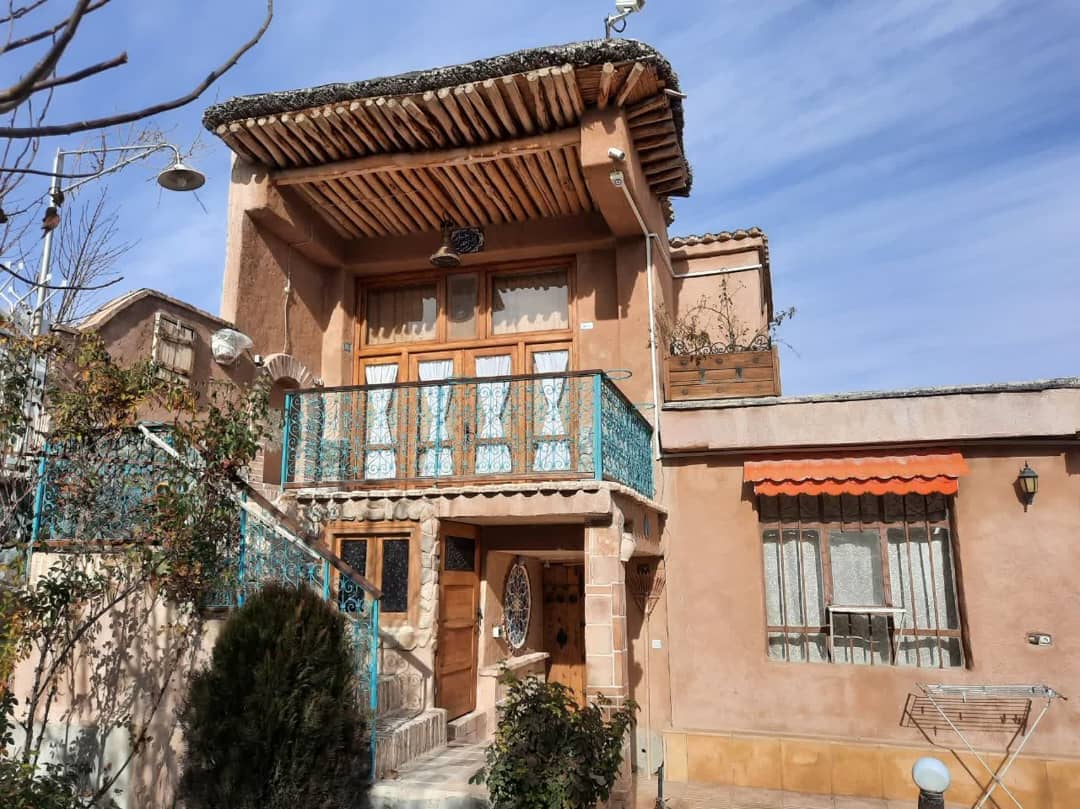 اجاره خانه روستایی در تشنیز شلمزار - شاه نشین