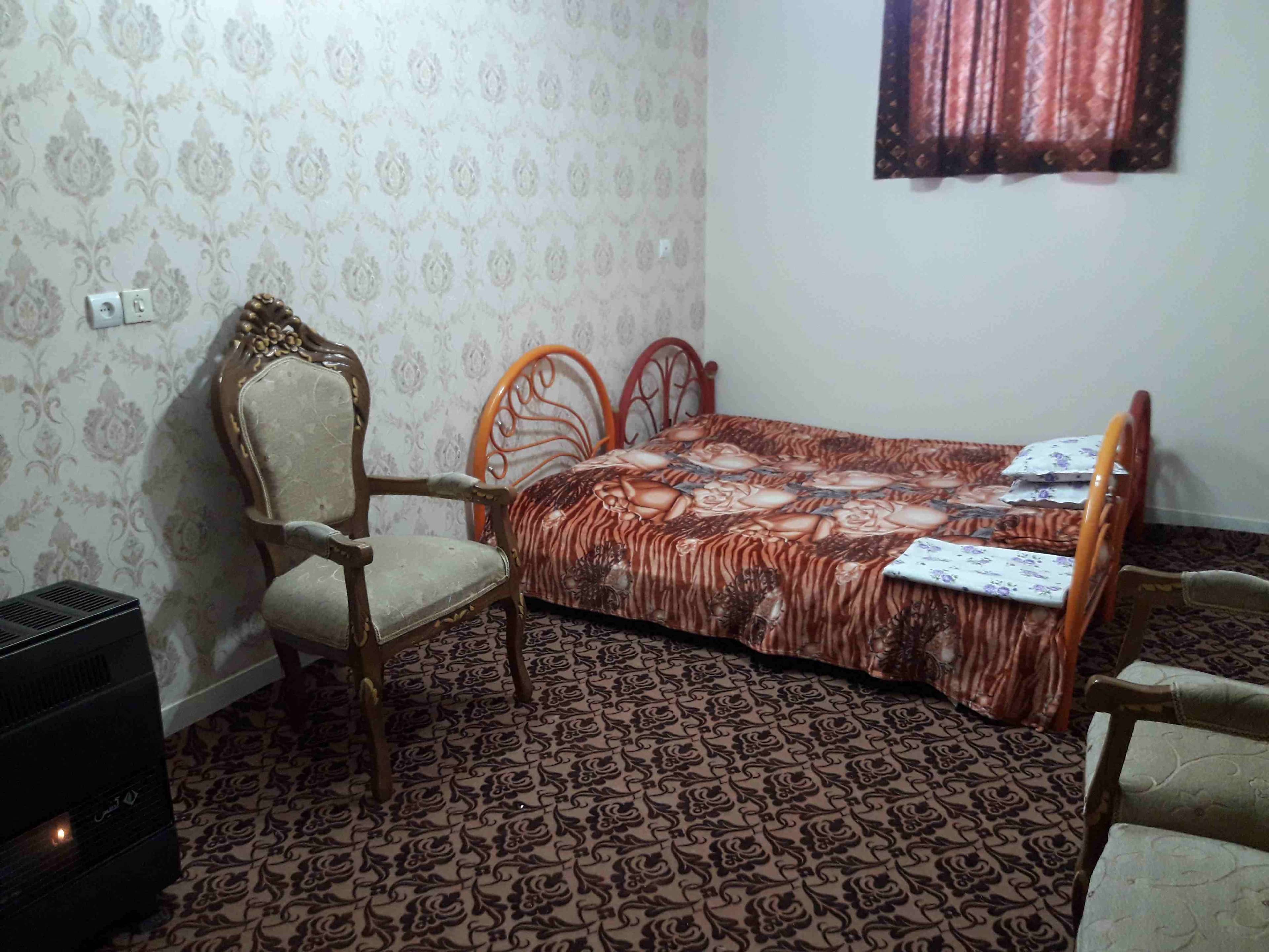 اجاره منزل ویلایی لاله شمالی اصفهان-یک خوابه طبقه اول