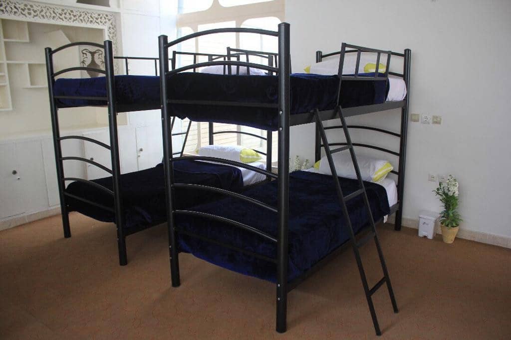 اجاره اتاق در بزرگمهر اصفهان - 10 تخت