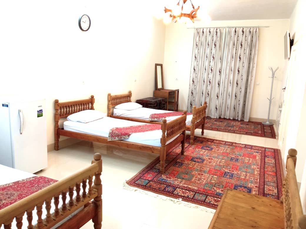اجاره اقامتگاه بومگردی در بعثت یزد - نارنجستان