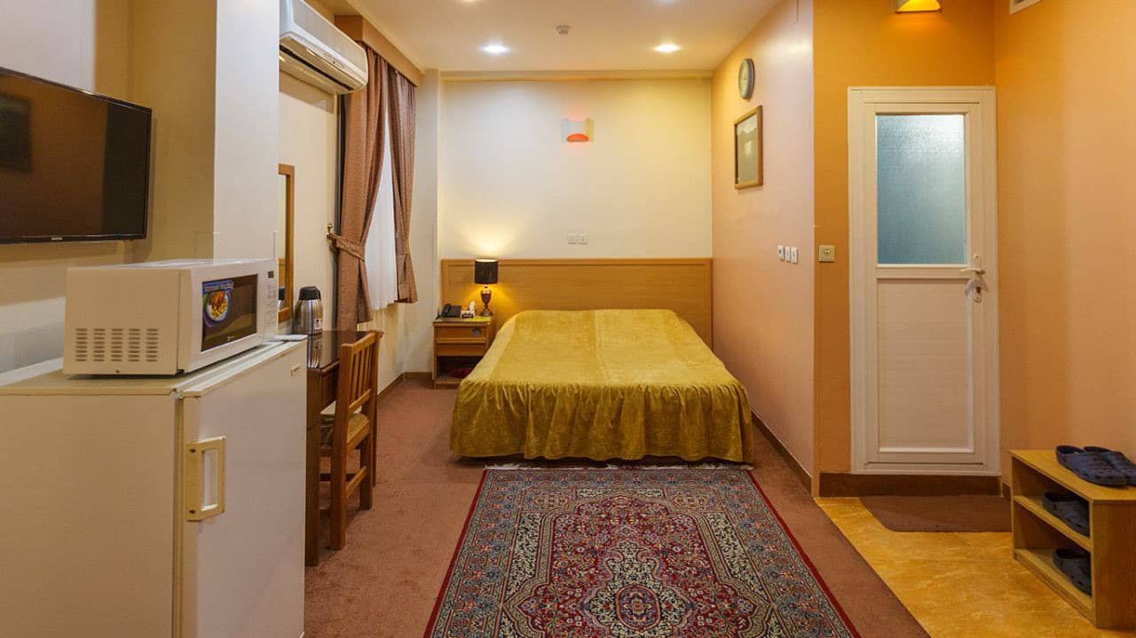 اجاره سوئیت دو تخته در مرکزشهر شیراز