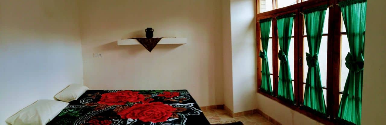 اجاره اقامتگاه سنتی در کاشان - بابونه