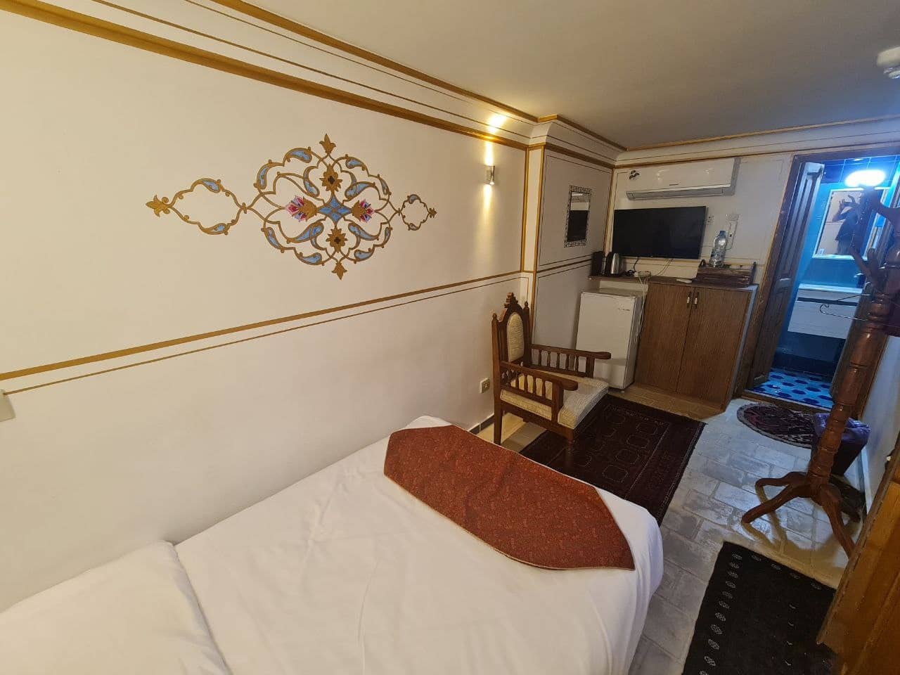 اجاره اتاق سنتی در نقش جهان اصفهان - استاد تاج