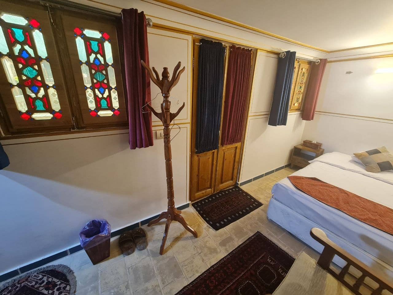 اجاره اتاق سنتی در نقش جهان اصفهان - استاد تاج