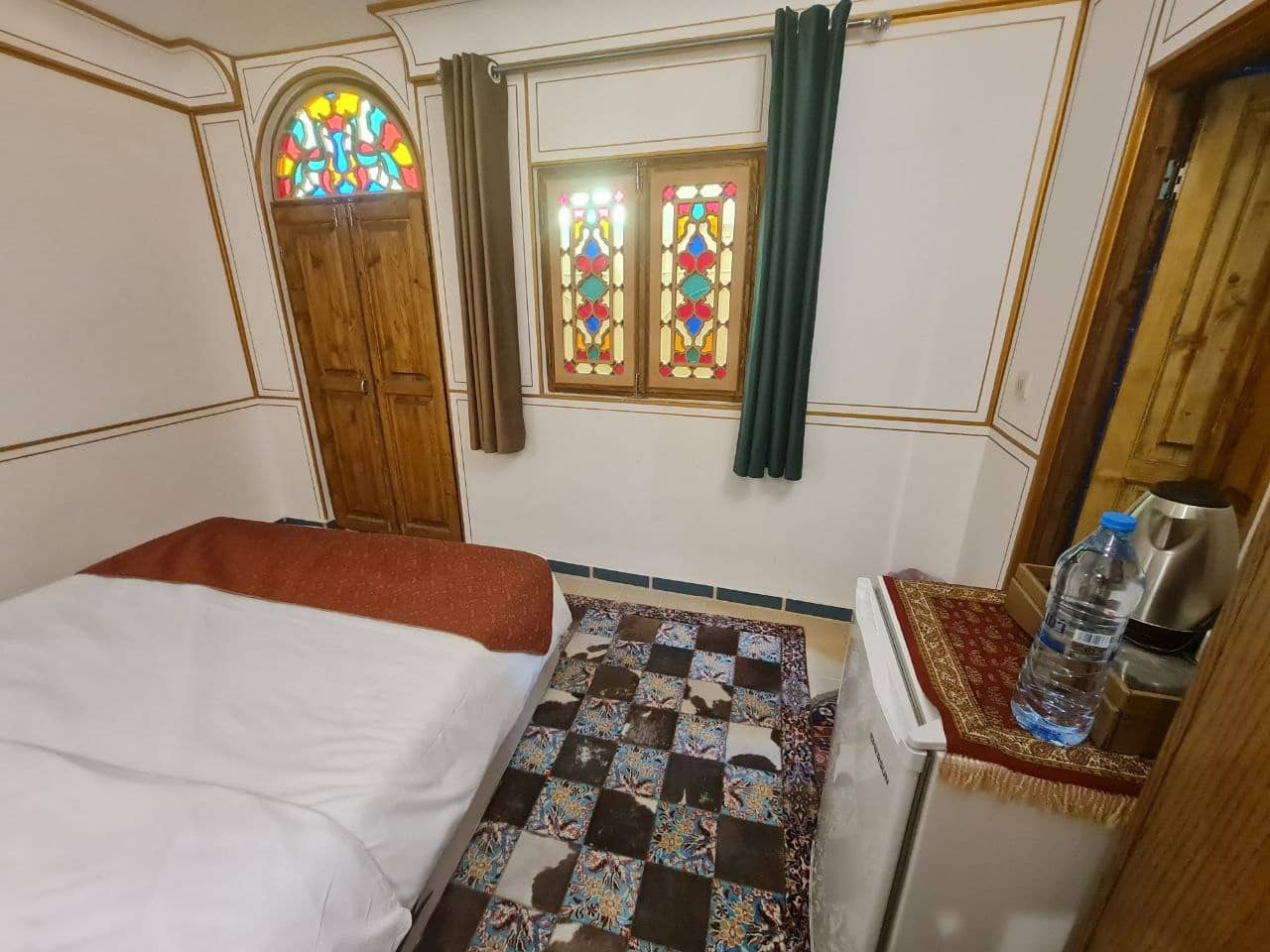 اجاره اتاق سنتی در نقش جهان اصفهان - شهناز