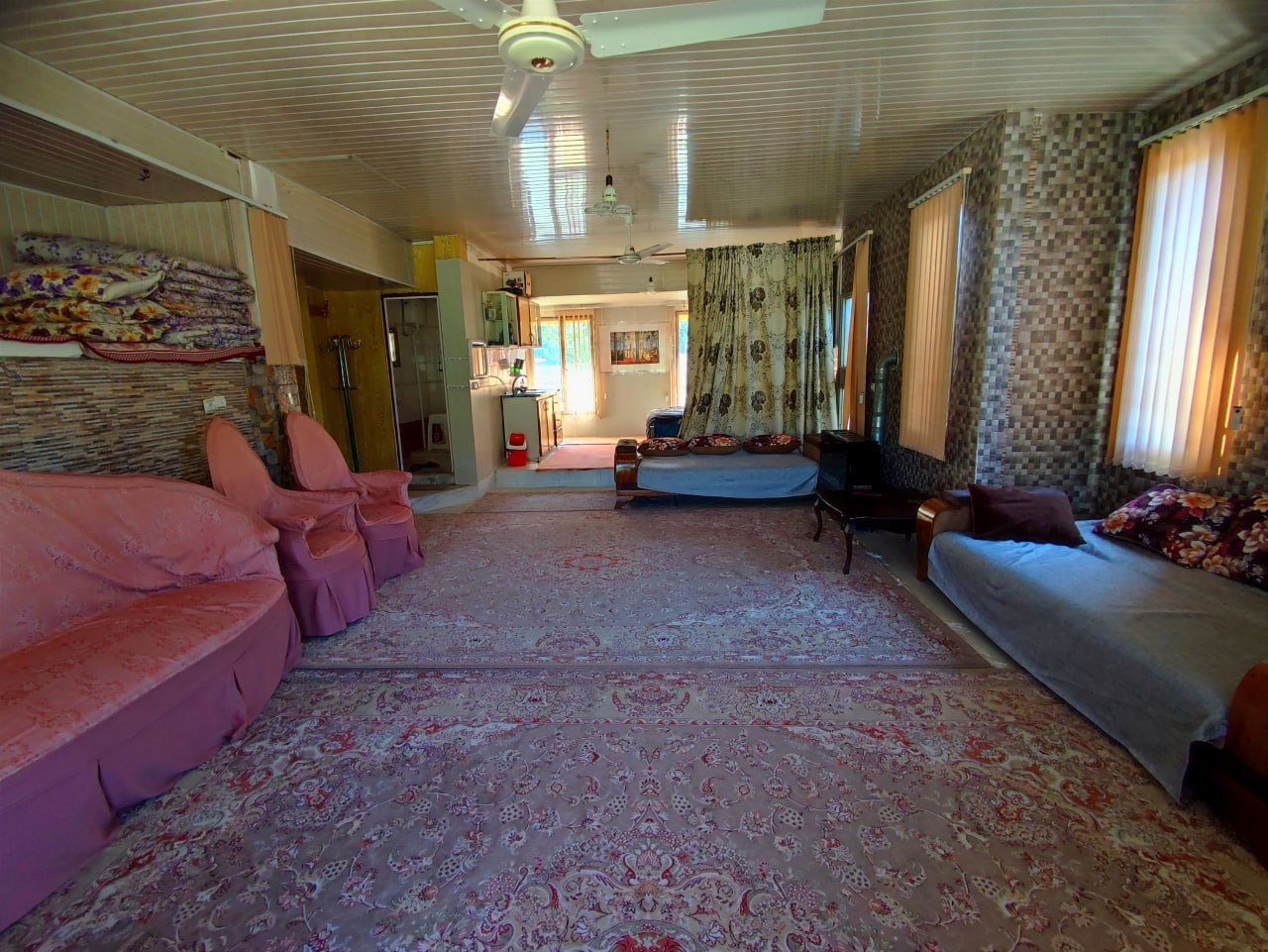 اجاره سوئیت جنگلی در روستای جمشیدآباد زیر آب - 301 آسمان