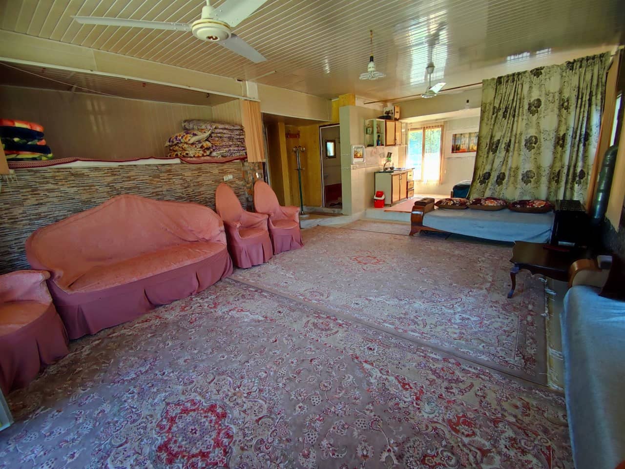 اجاره سوئیت جنگلی در روستای جمشیدآباد زیر آب - 301 آسمان