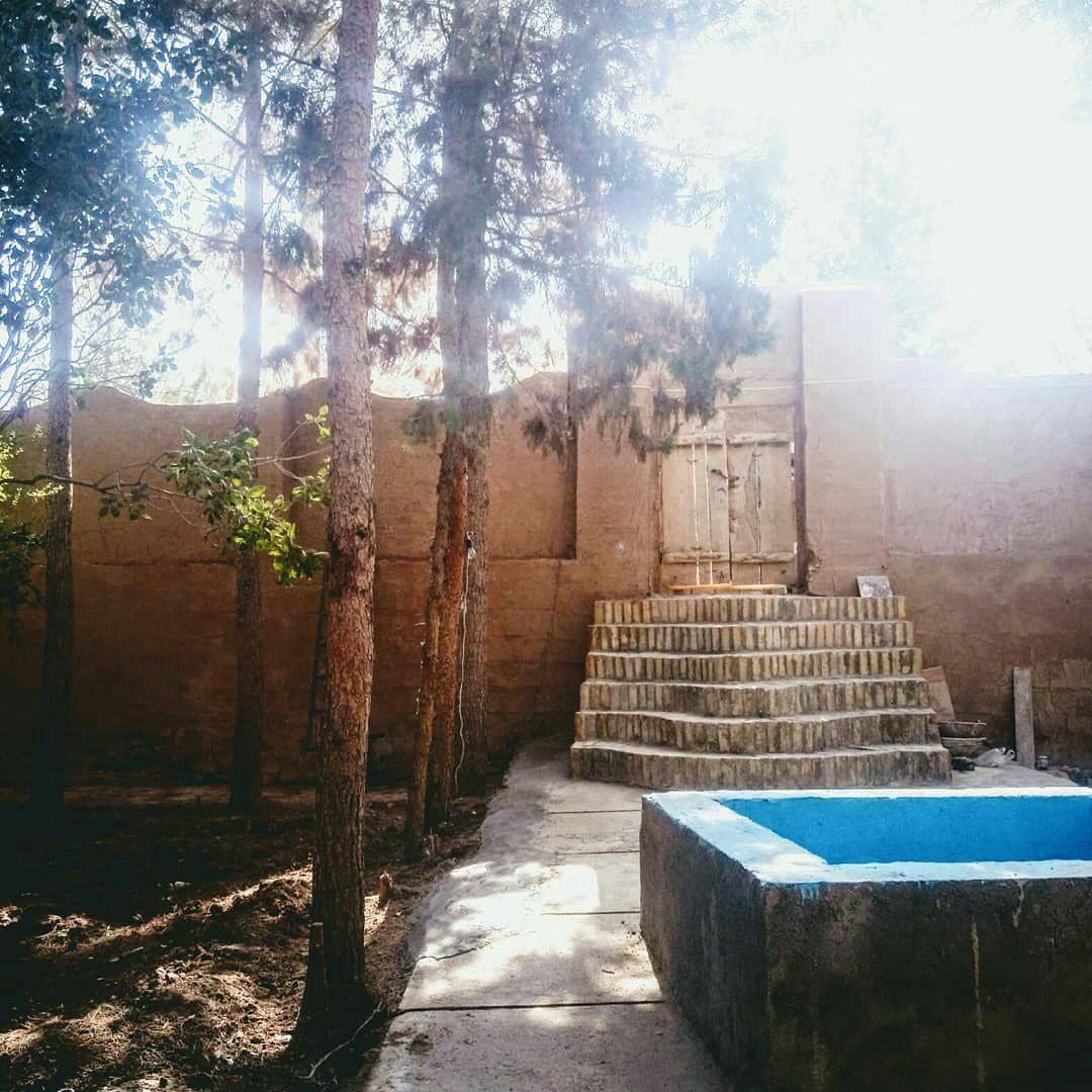 اجاره اقامتگاه بومگردی تمیز با تمامی امکانات در سمنان