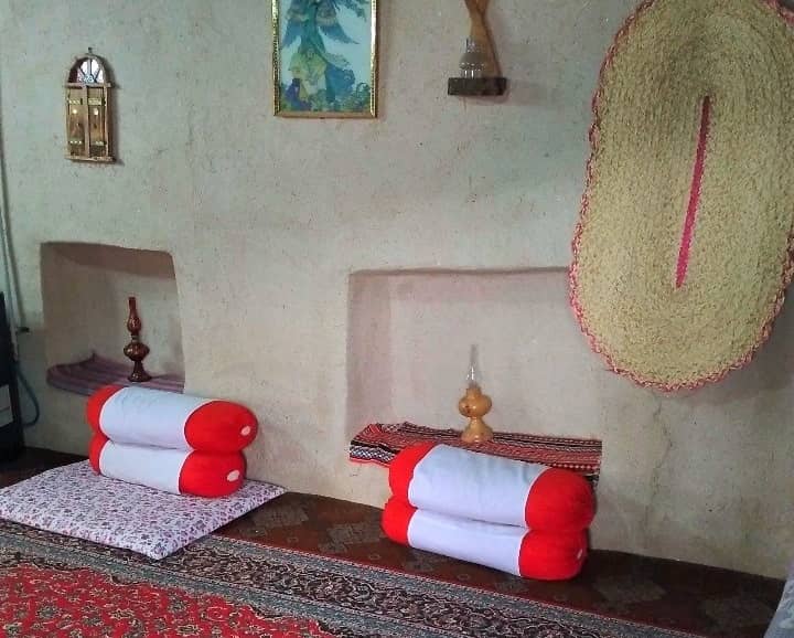 اجاره اتاق سنتی در سرکت ساری- میان خانه