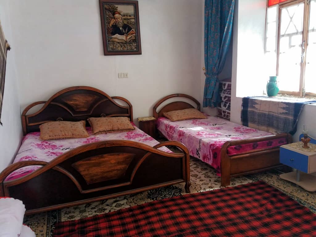 اجاره خانه روستایی در ترخین آباد همدان - اسدآباد 15 متری