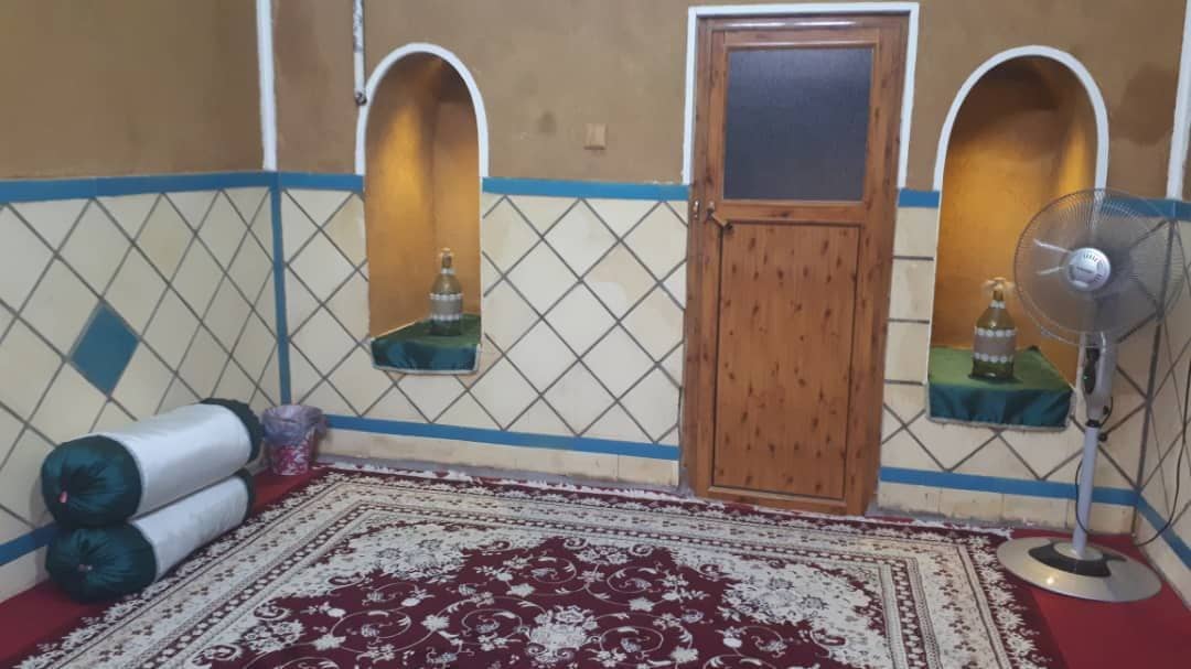 اجاره اقامتگاه بومگردی مستردار در ملا فتح اله کاشان - زمرد