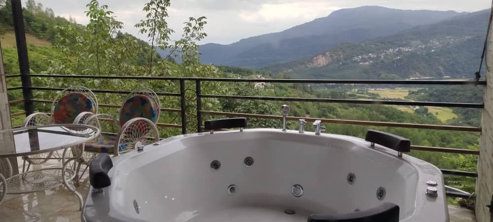 اجاره ویلا جنگلی جکوزی دار ماه سرا - شیرگاه