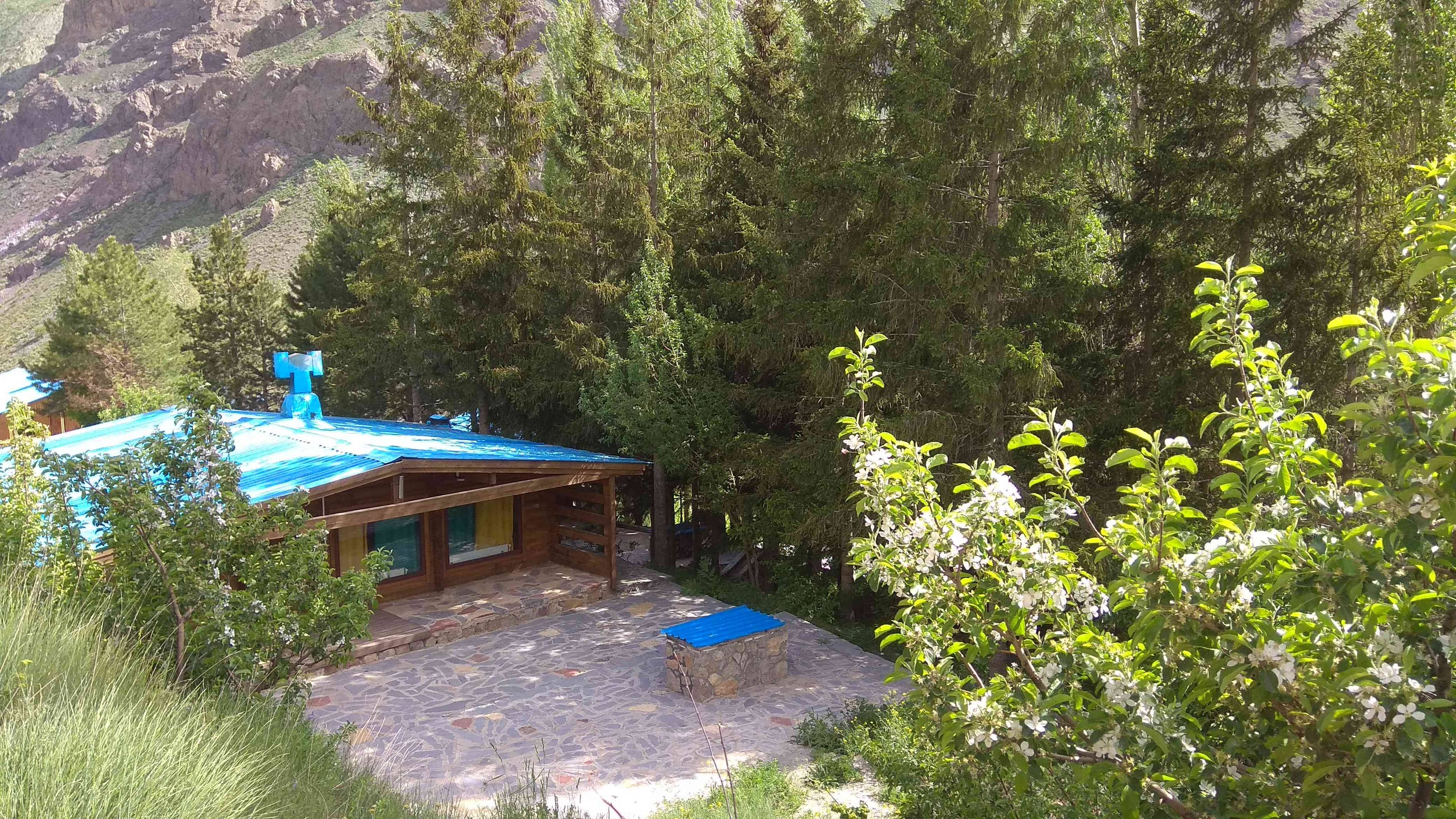 اجاره کلبه چوبی در دیزین ( نزدیک پیست دیزین )