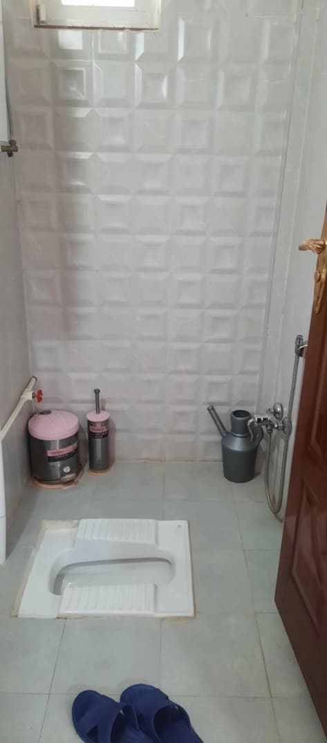 سرویس ایرانی داخل ساختمان