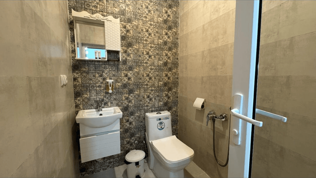 اقامتگاه بومگردی در روستای سهیلی - توتیا محوطه