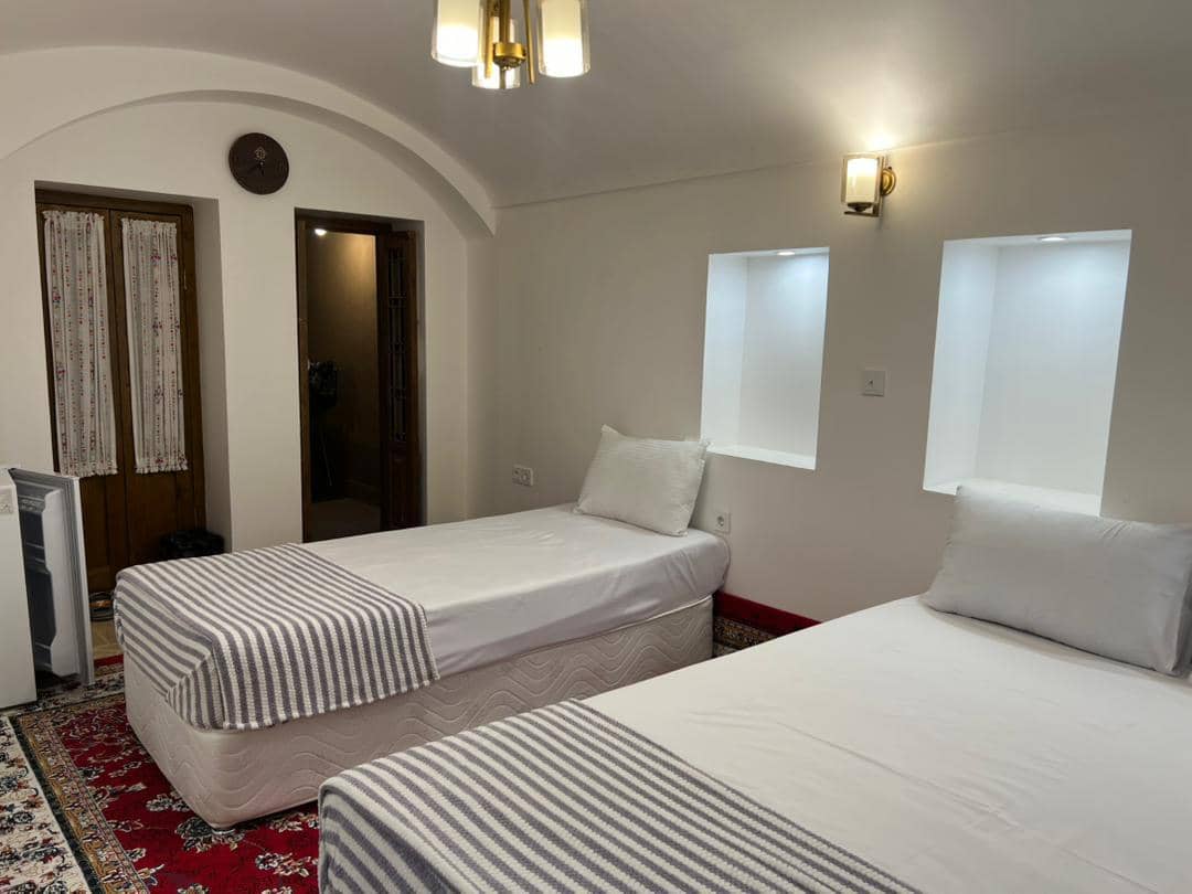 اجاره اتاق در خیابان فهادان یزد - 113 اتاق