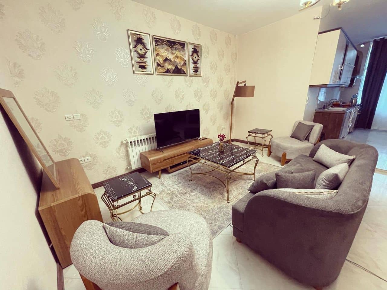 اجاره آپارتمان مبله دوخوابه در صادقیه - غرب تهران واحد3 سالن