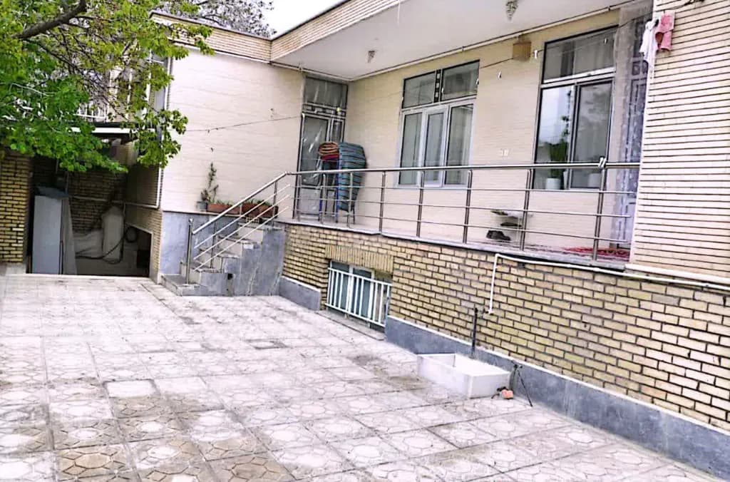 منزل ویلایی تکخواب در سمیرم