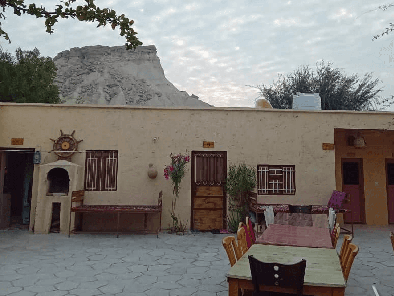 اقامتگاه بومگردی در روستا چاهو شرقی قشم محوطه