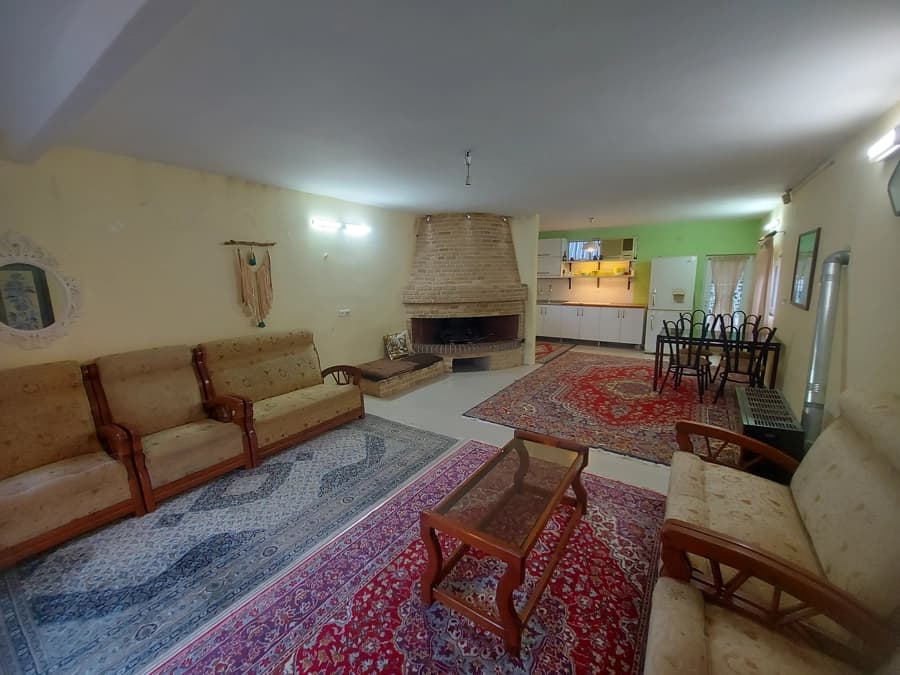 سالن طبقه همکف