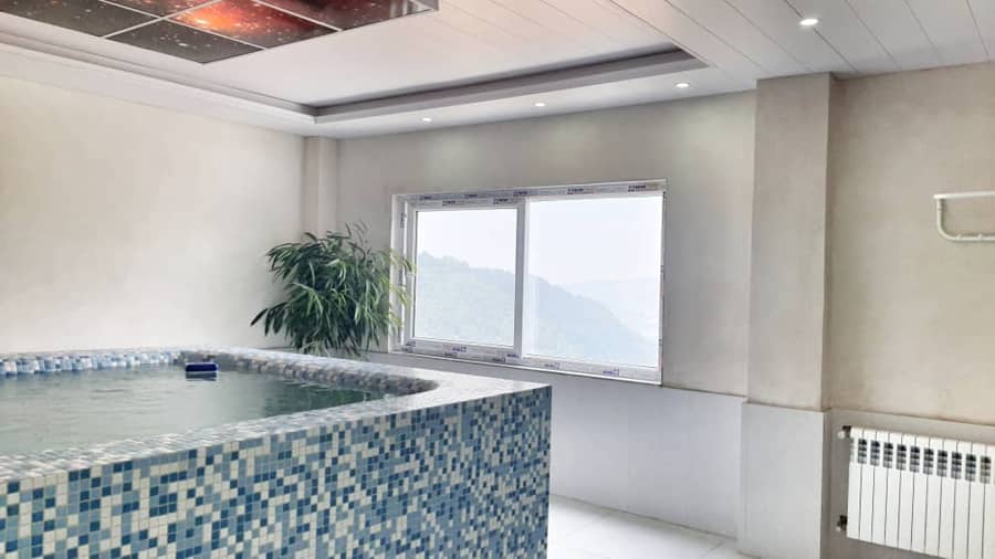 ویلا جنگلی با جکوزی آبگرم در روستا ریگچشمه بالا مینودشت تراس