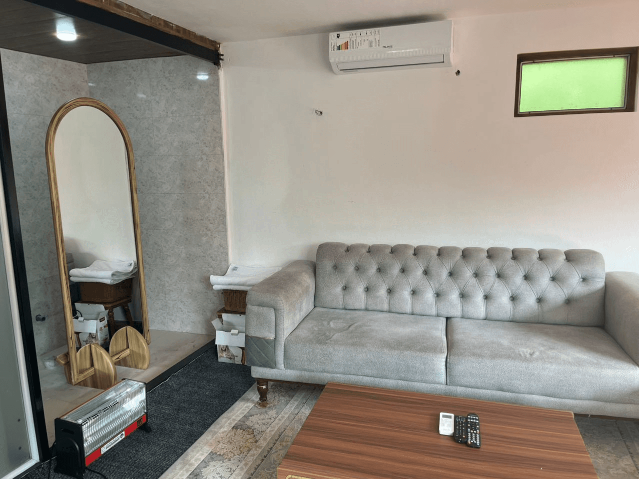 کلبه جنگلی در روستا سیوا تنکابن - چلچلا نما کلبه ها و حیاط