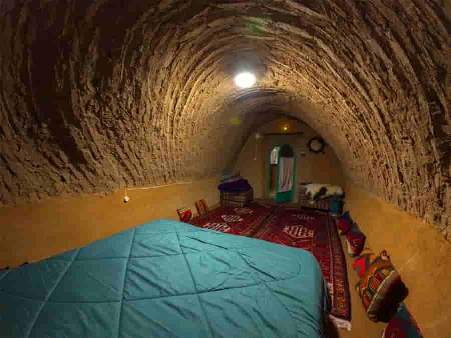 عکس بومگردی در روستای بادبر بوانات - آناهیتا
