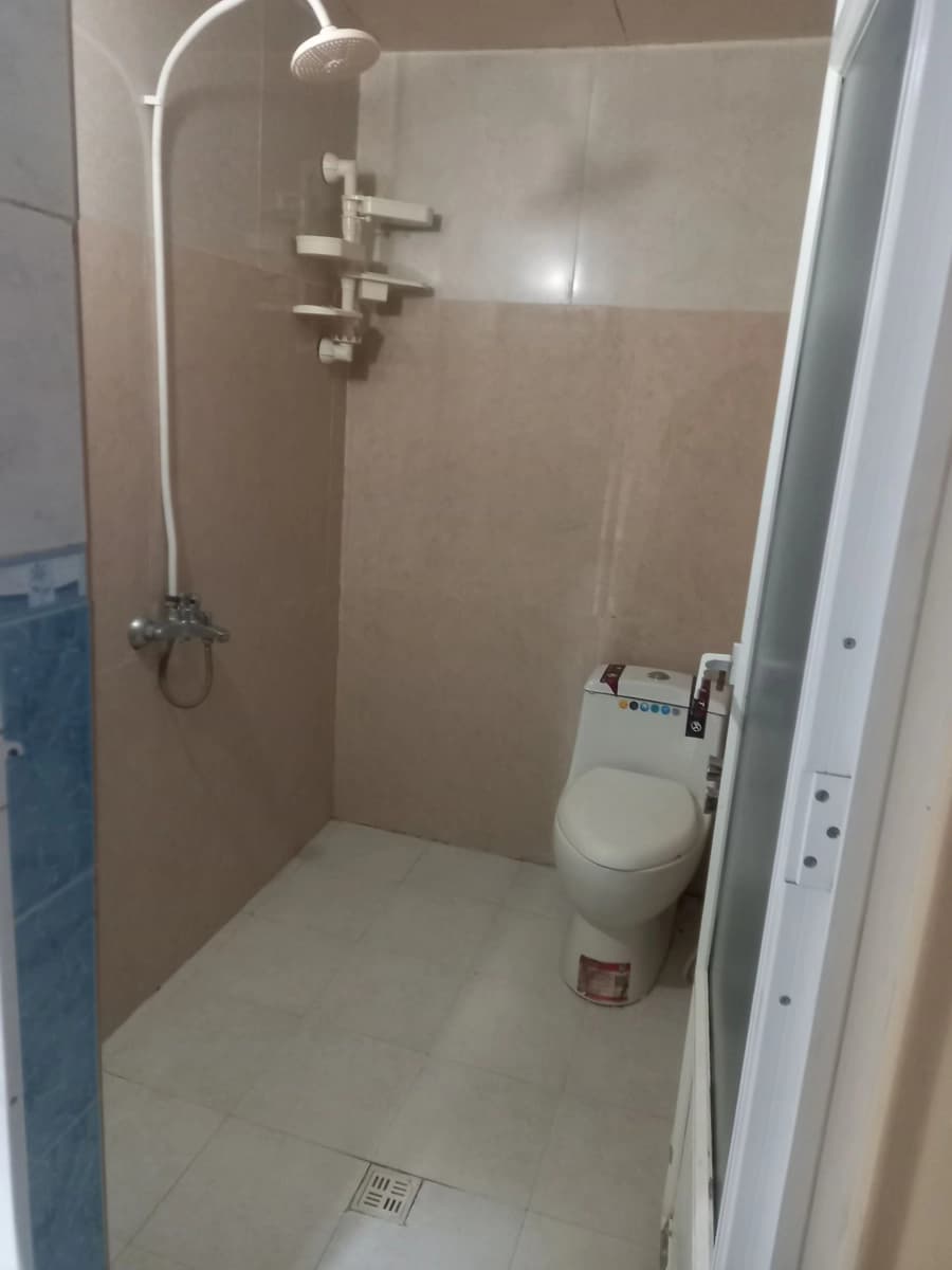 سرویس فرنگی و حمام